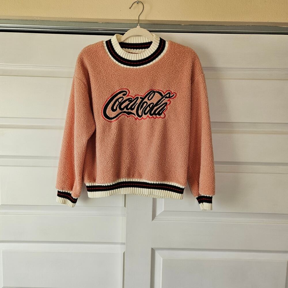 Vintage Style Coca-Cola Pink Sherpa Sweatshirt - Boxy Fit M